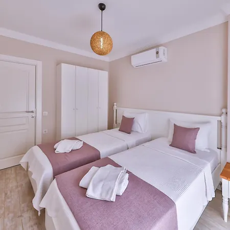 Begonya Apartment Kaş